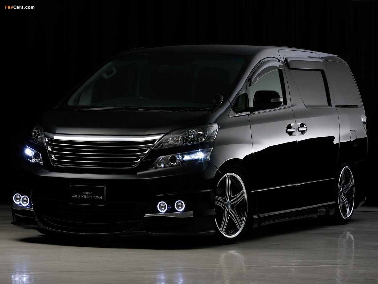 WALD Toyota Vellfire 2008 pictures (1280 x 960)