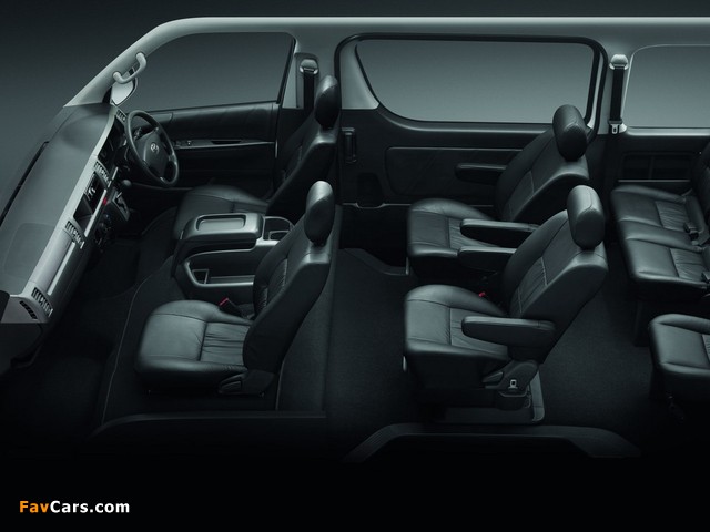 Toyota Ventury 2011 images (640 x 480)