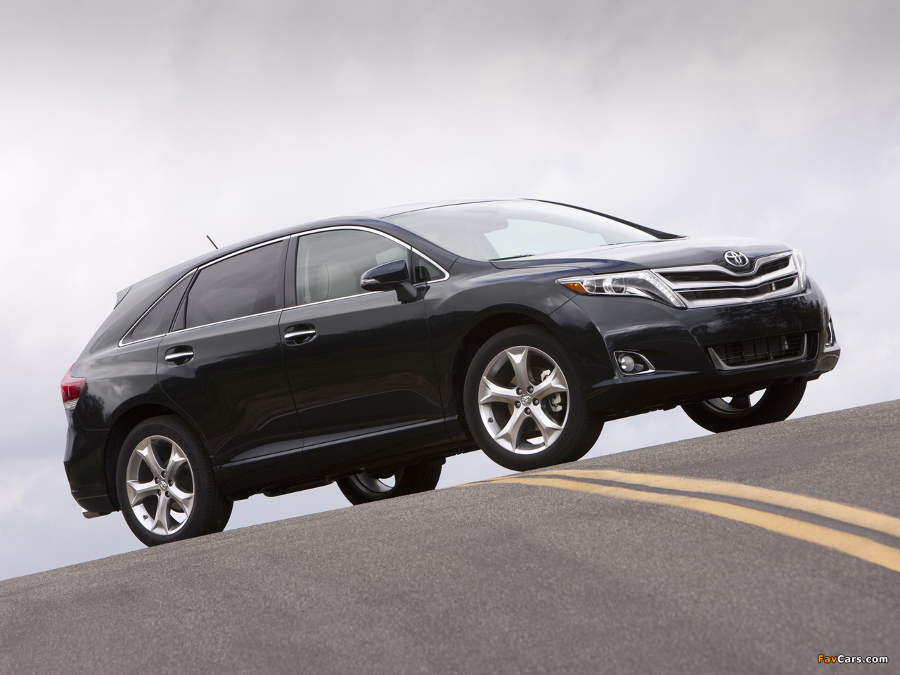 Toyota Venza 2012 images (1280 x 960)