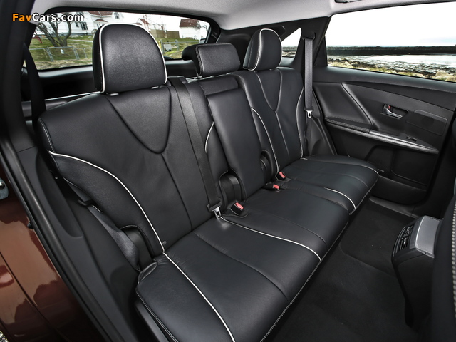 Toyota Venza EU-spec 2012 photos (640 x 480)