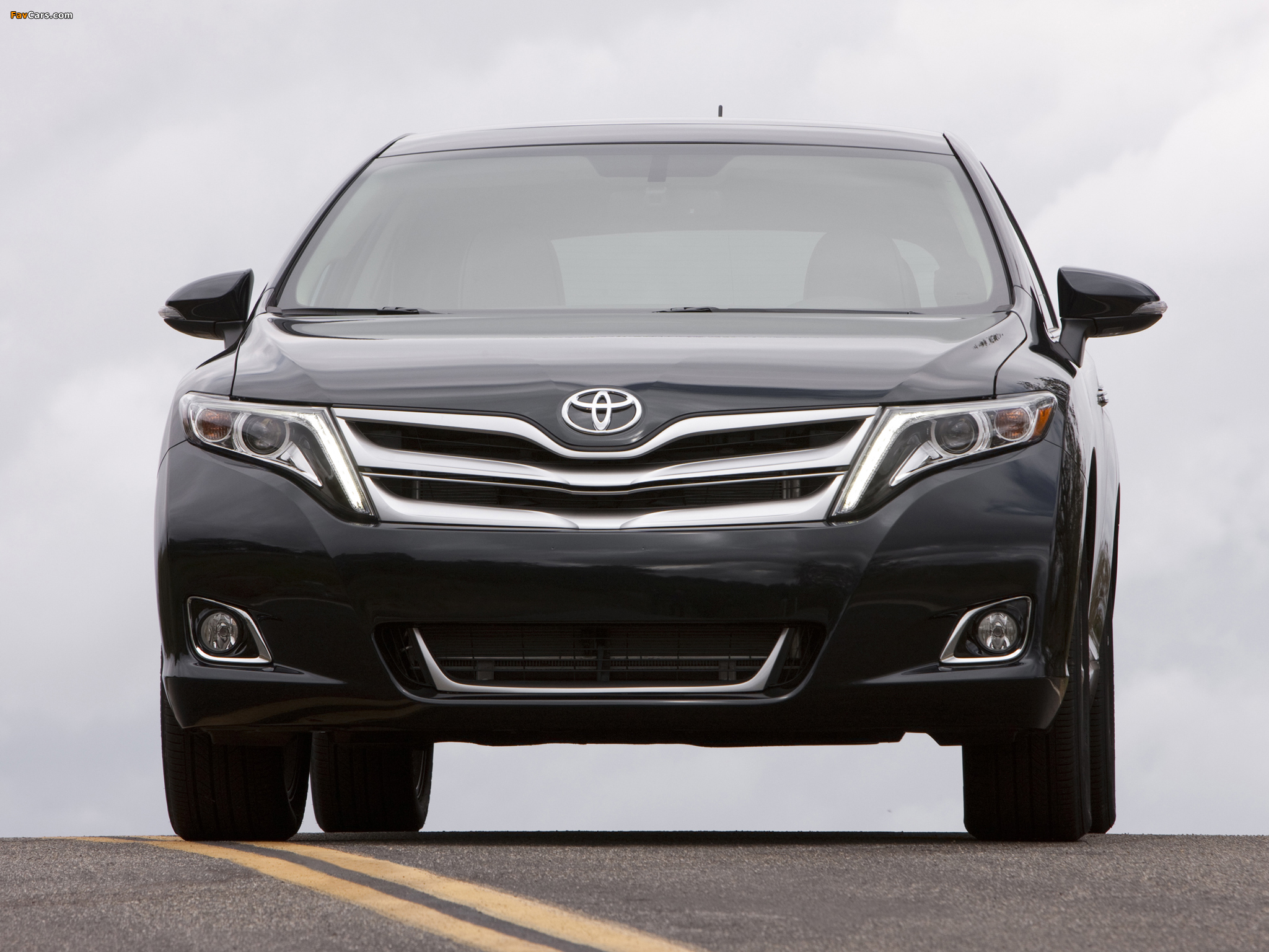 Toyota Venza 2012 wallpapers (2048 x 1536)