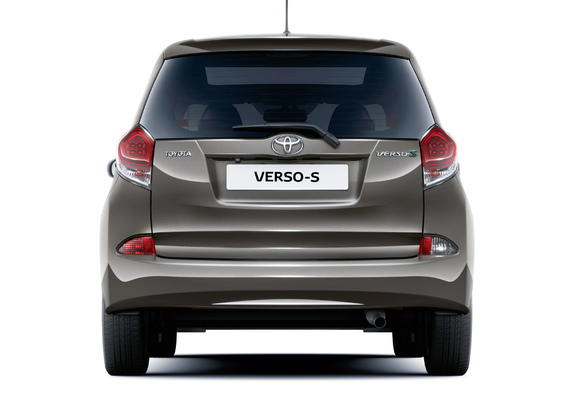 Toyota Verso-S 2014 pictures