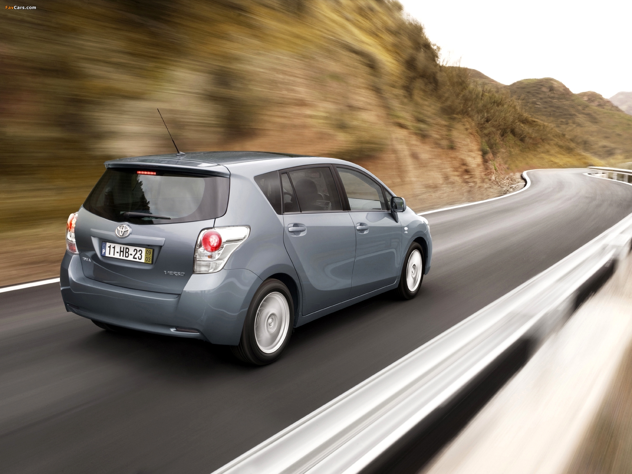 Images of Toyota Verso 2009 (2048 x 1536)