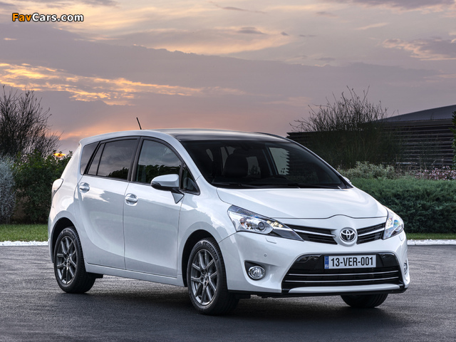 Images of Toyota Verso 2012 (640 x 480)