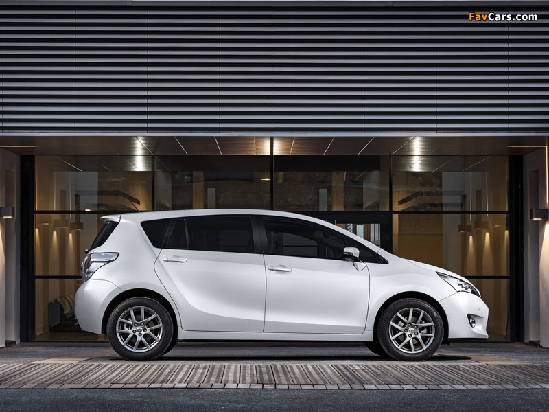 Images of Toyota Verso 2012 (800 x 600)