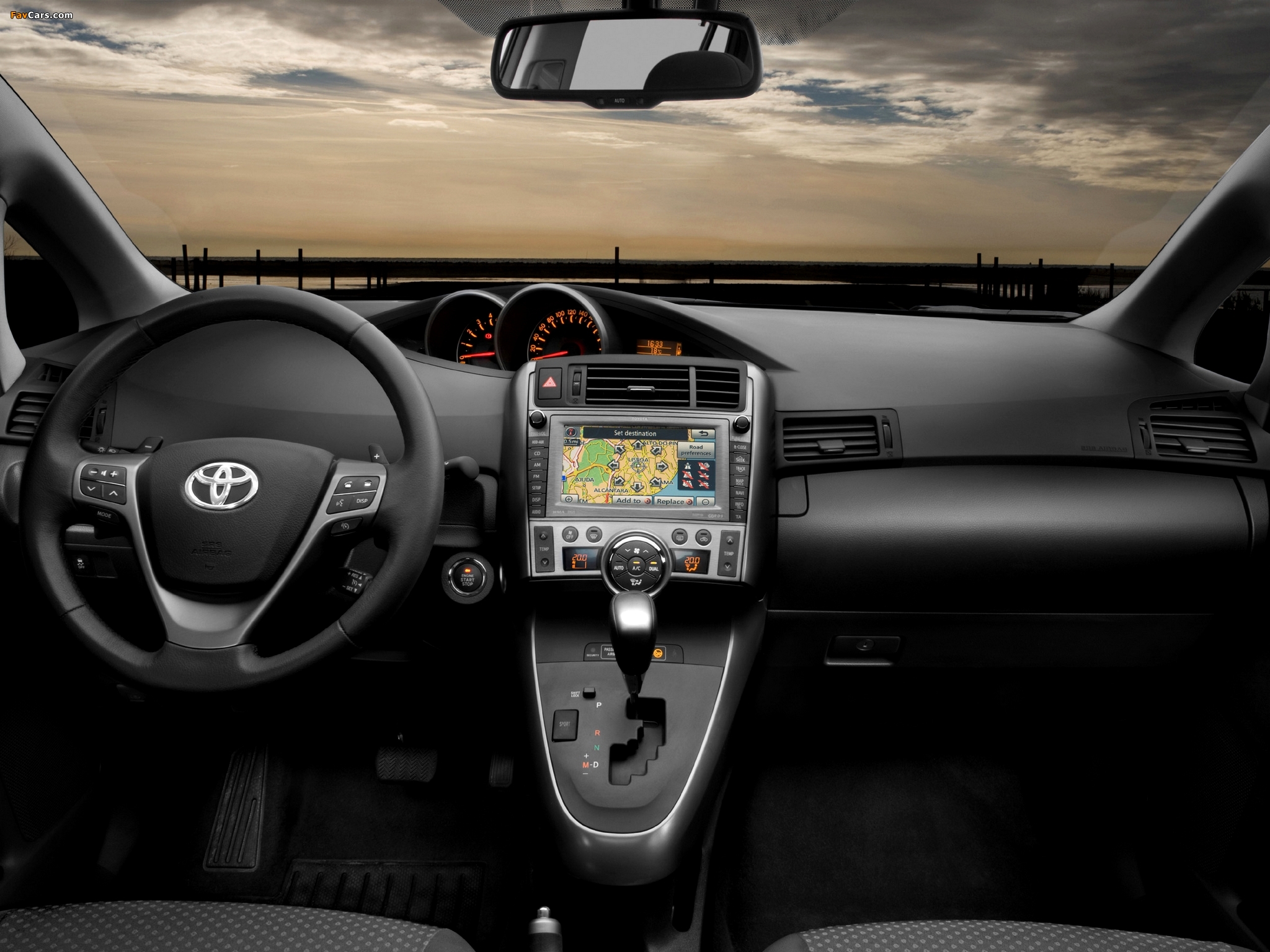 Photos of Toyota Verso 2009 (2048 x 1536)