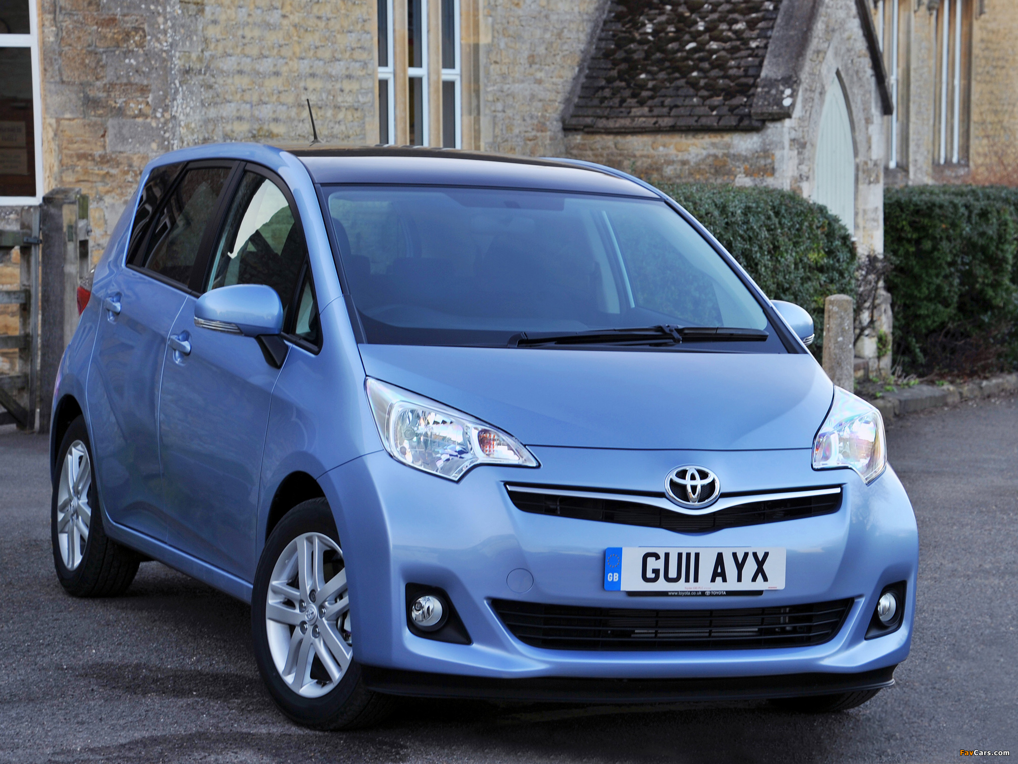 Pictures of Toyota Verso-S UK-spec 2010 (2048 x 1536)