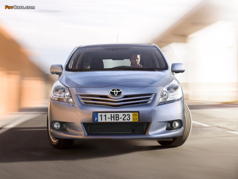 Toyota Verso 2009 wallpapers (800 x 600)