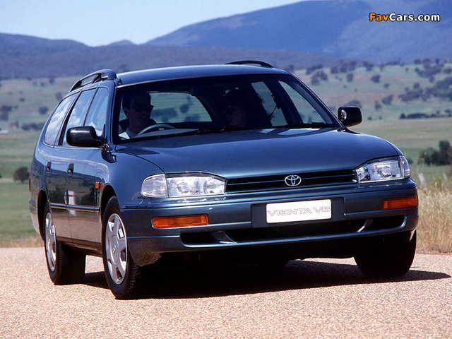 Images of Toyota Vienta Wagon (XV10) 1995–96 (640 x 480)
