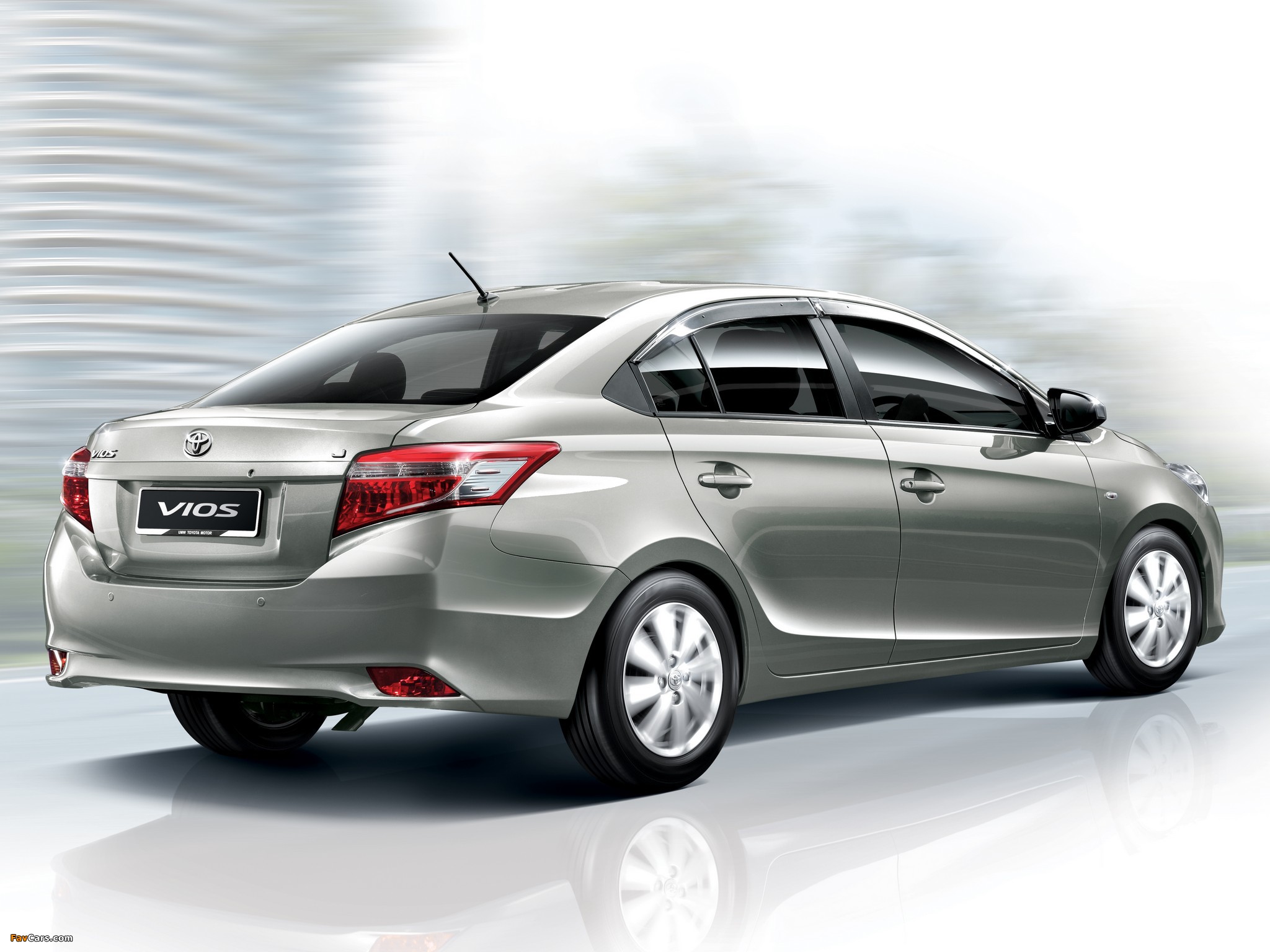 Toyota Vios 2013 wallpapers (2048 x 1536)