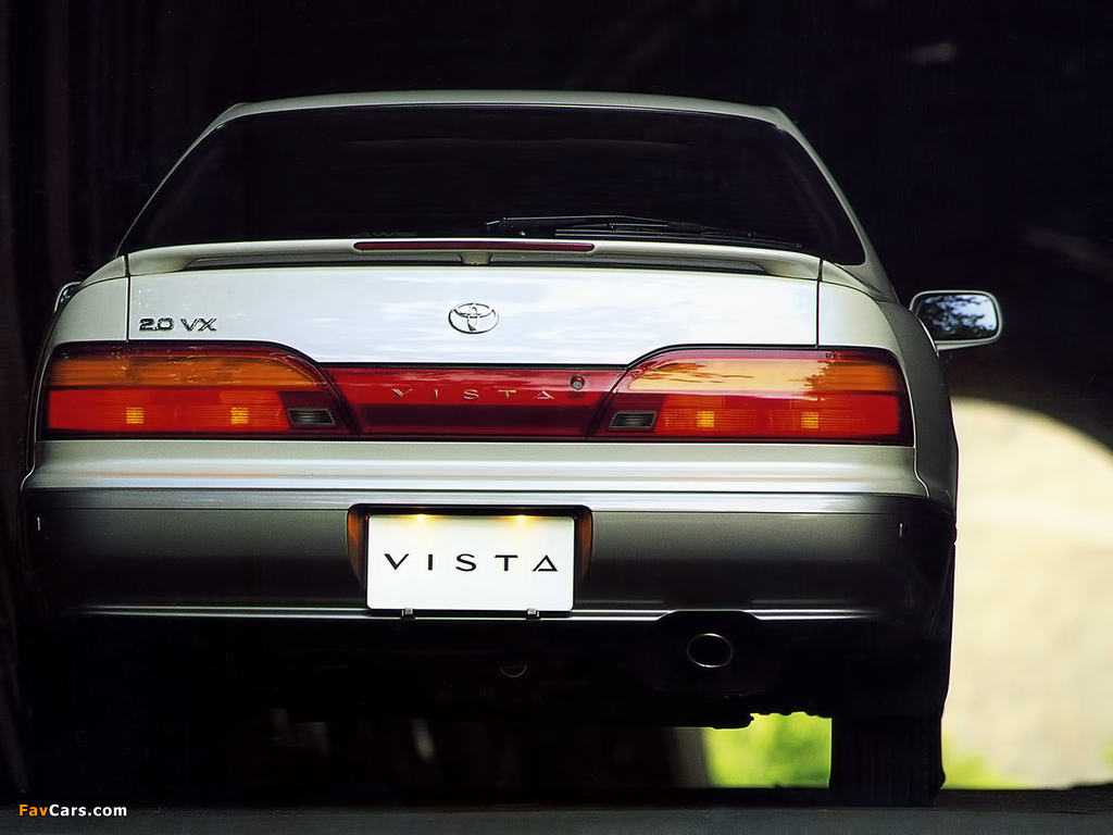 Images of Toyota Vista Hardtop (V30) 1990–94 (1024 x 768)