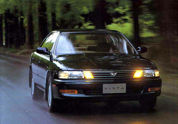 Pictures of Toyota Vista Hardtop (V30) 1990–94