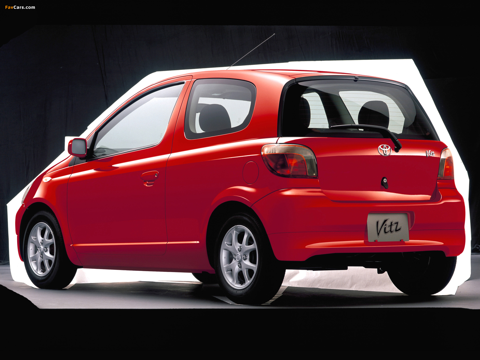 Images of Toyota Vitz U Eurosport Edition 3-door (NCP10) 1999–2000 (1600 x 1200)