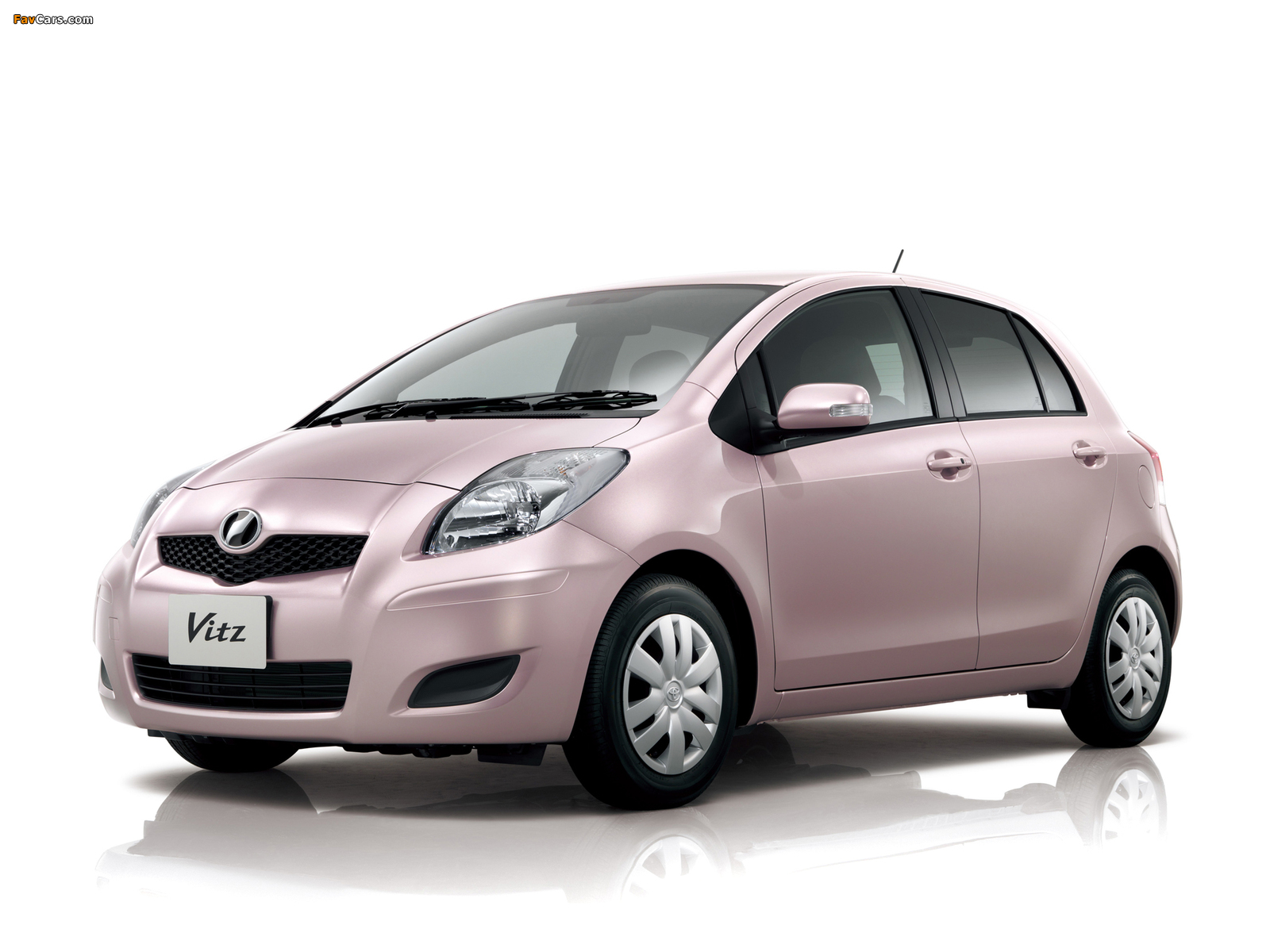 Images of Toyota Vitz 2007–10 (1600 x 1200)