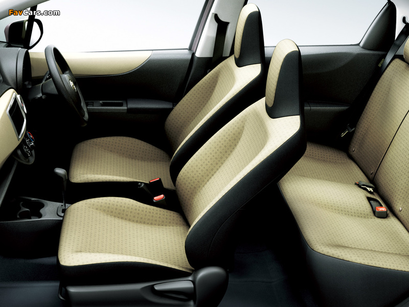 Images of Toyota Vitz 2010 (800 x 600)