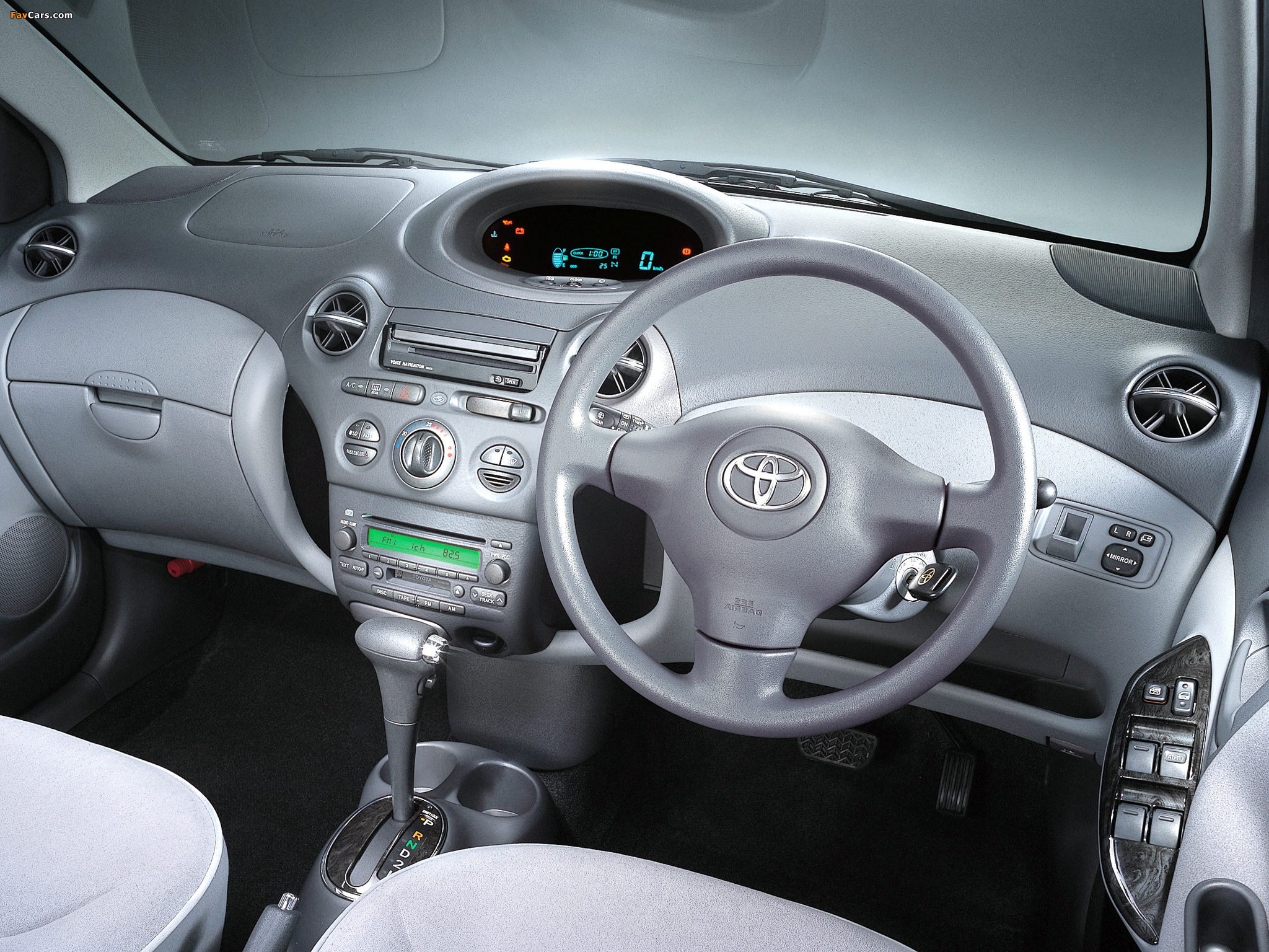 Photos of Toyota Vitz Clavia 1999–2002 (2048 x 1536)
