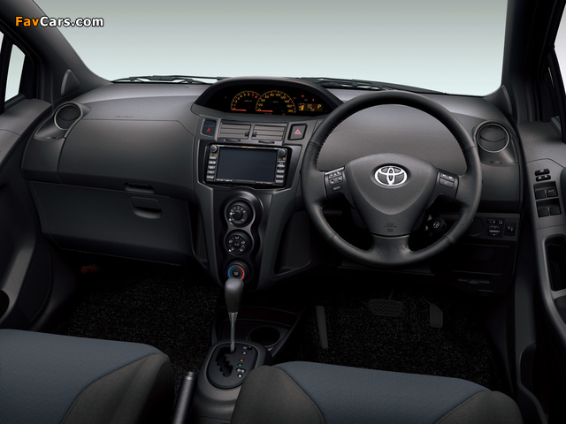 Photos of Toyota Vitz RS (NCP91) 2005–08 (640 x 480)