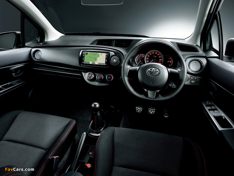 Photos of Toyota Vitz RS Gs (NCP131) 2011 (800 x 600)