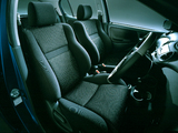 Pictures of Toyota Vitz RS 5-door 2000–02