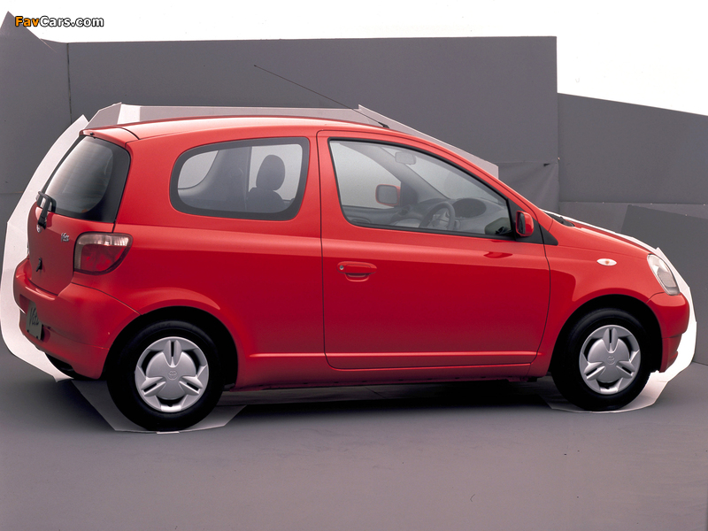 Toyota Vitz 3-door 1999–2001 wallpapers (800 x 600)