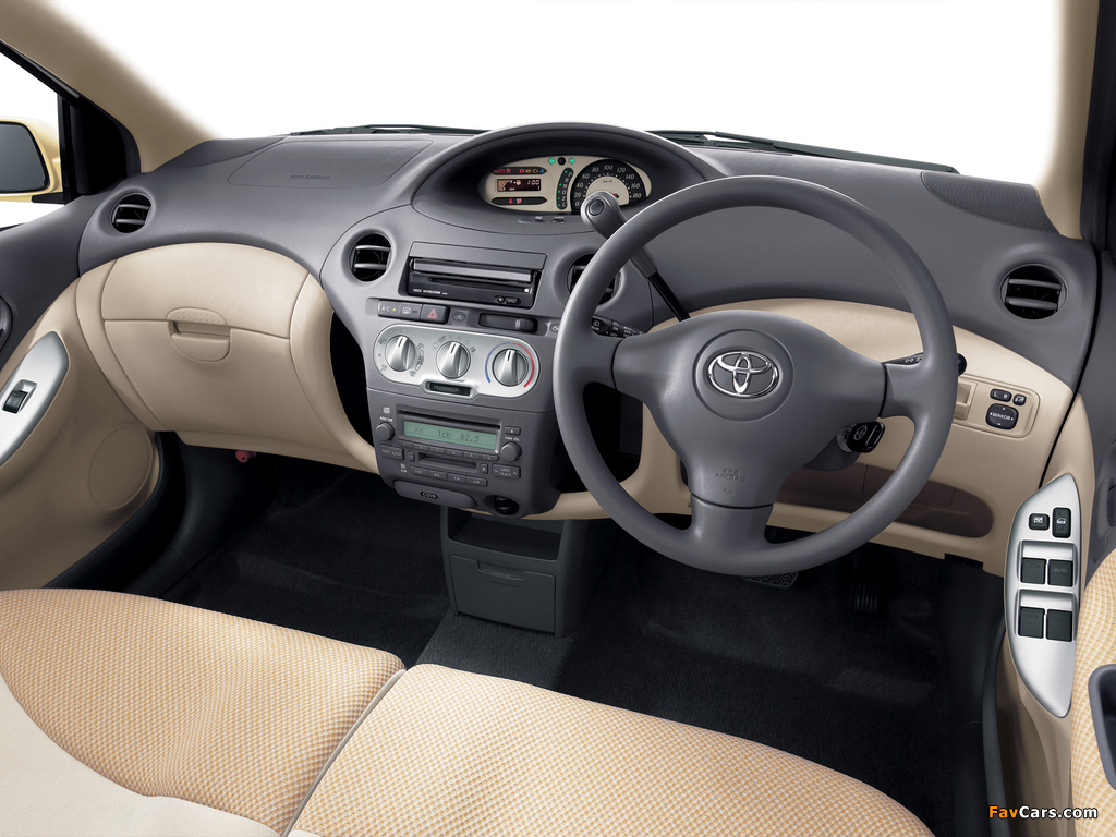 Toyota Vitz 5-door 2001–05 images (1024 x 768)