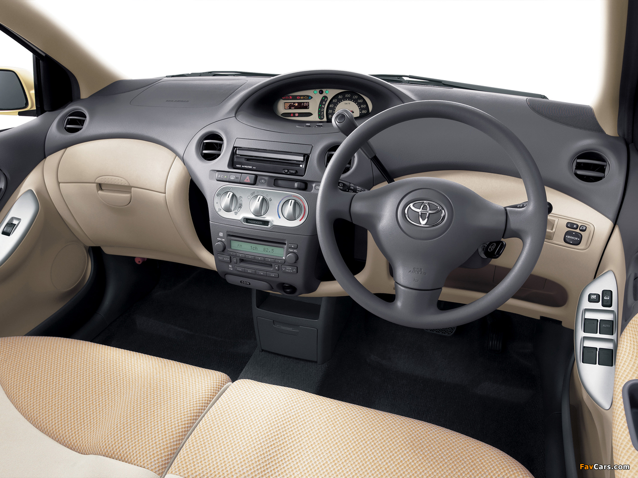 Toyota Vitz 5-door 2001–05 images (1280 x 960)