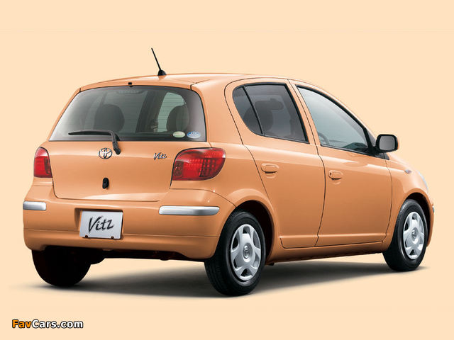 Toyota Vitz F L Package NEO Edition 2004–05 wallpapers (640 x 480)