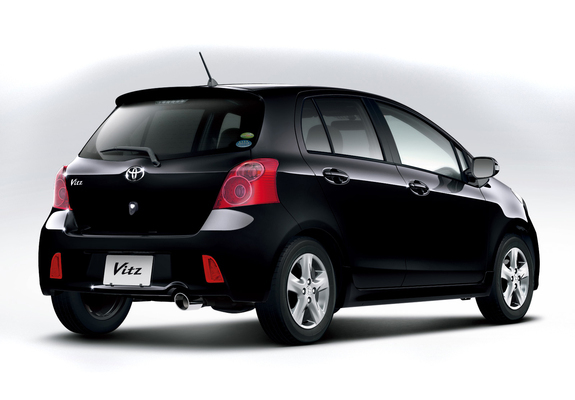 Toyota Vitz RS (NCP91) 2005–08 images