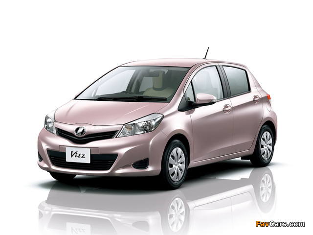 Toyota Vitz 2010 wallpapers (640 x 480)