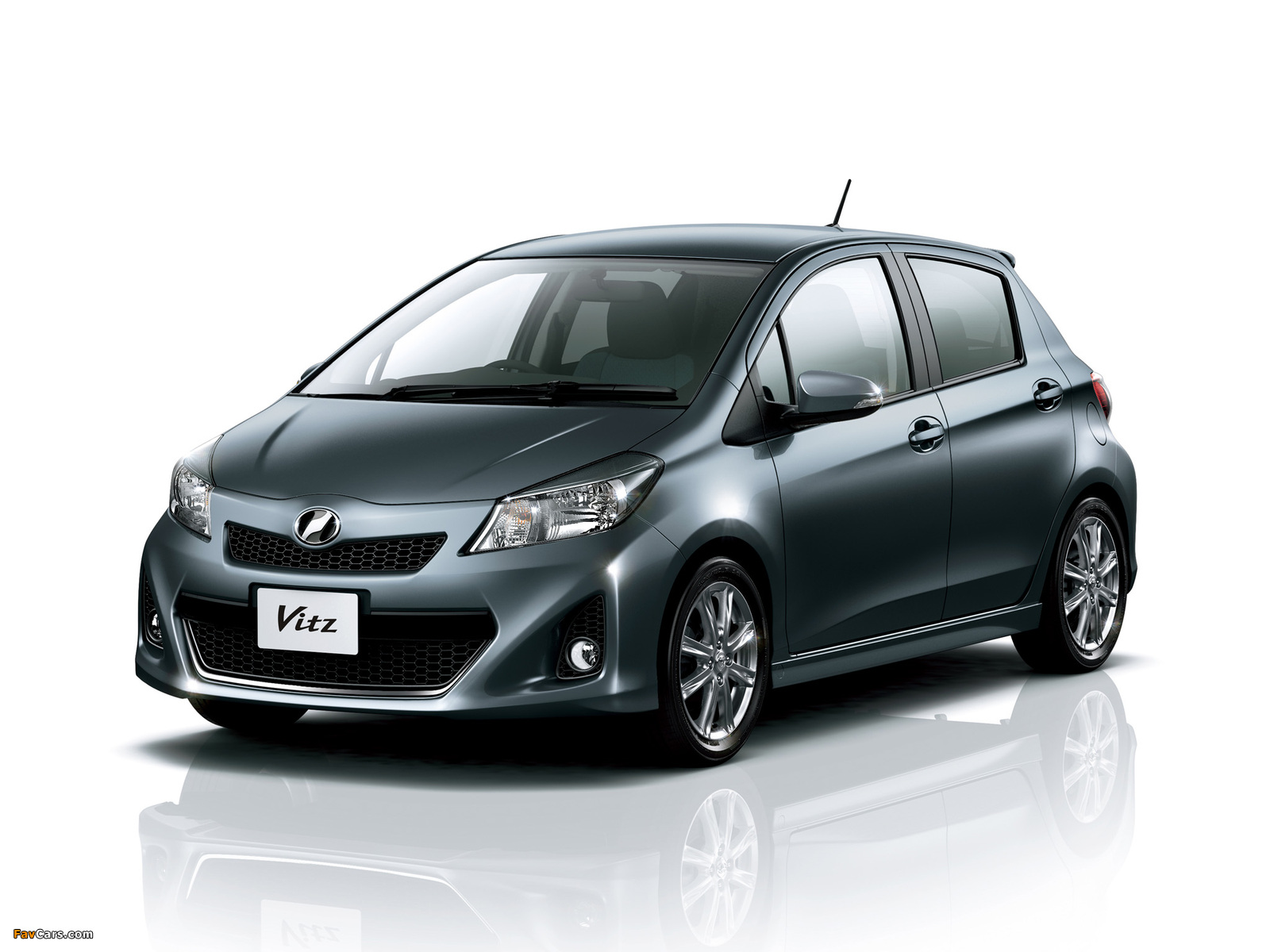 Toyota Vitz RS (NCP131) 2010 wallpapers (1600 x 1200)