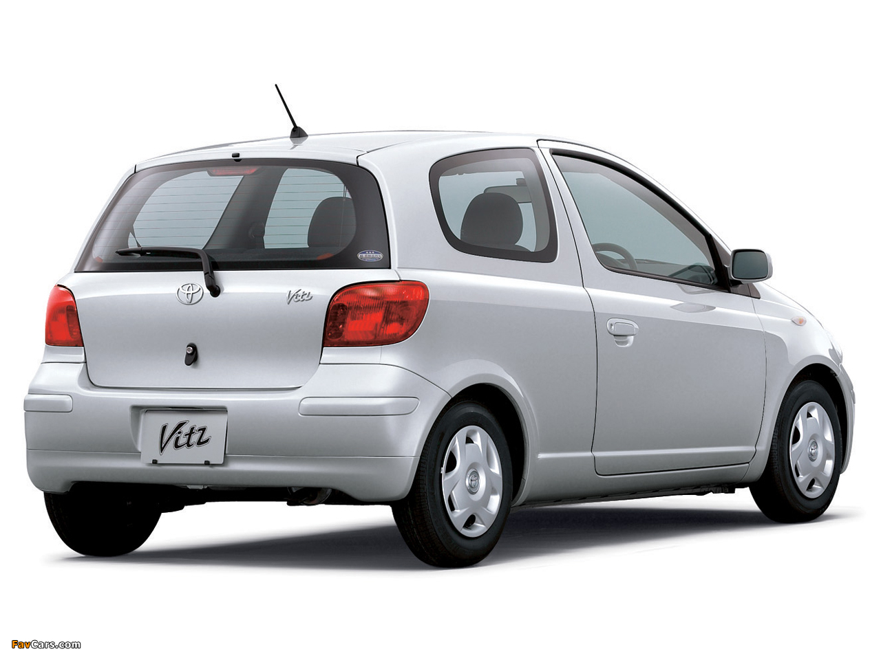 Toyota Vitz 3-door 2001–05 wallpapers (1280 x 960)