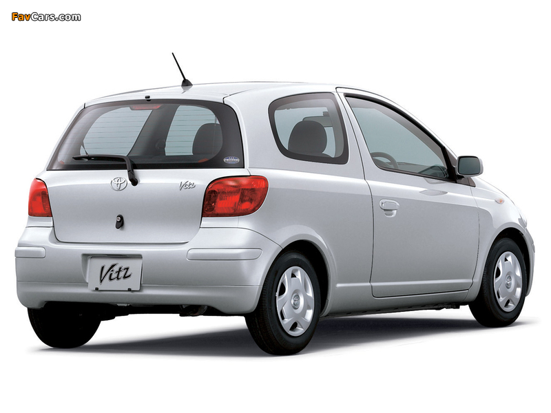 Toyota Vitz 3-door 2001–05 wallpapers (800 x 600)