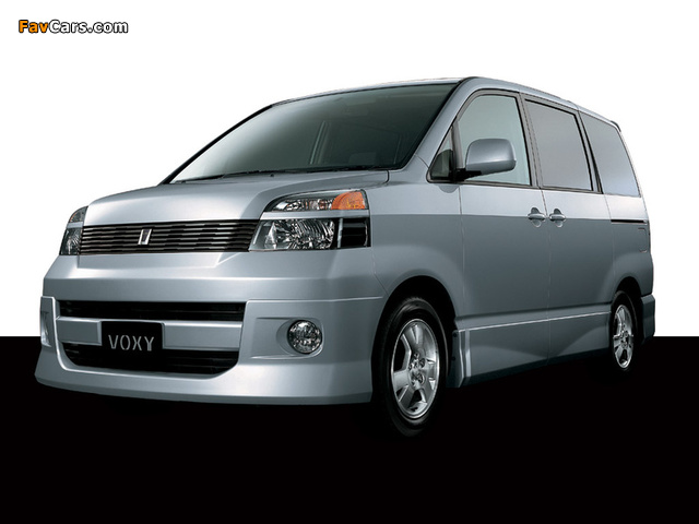 Toyota Voxy 2001–07 images (640 x 480)