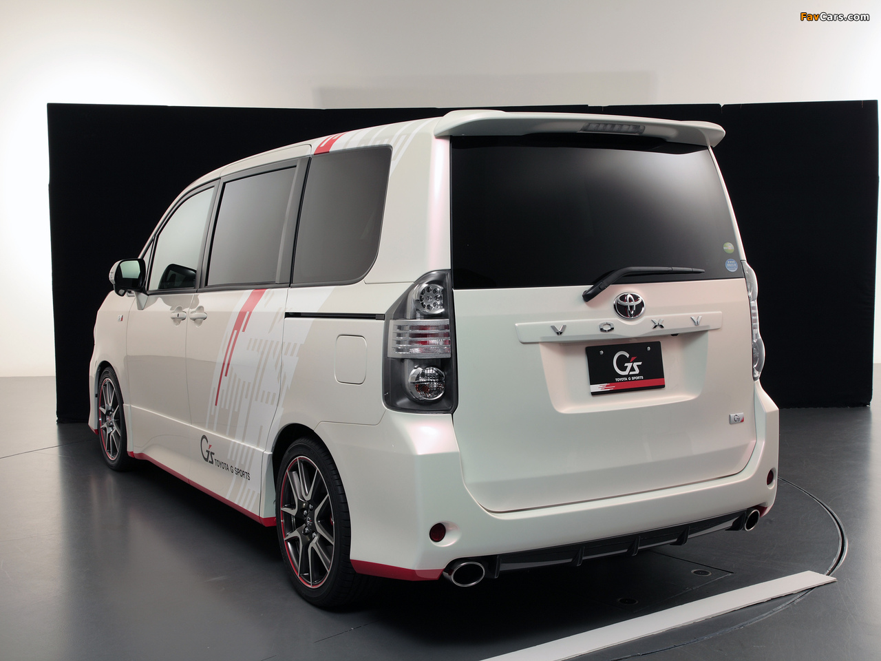Toyota Voxy G Sports Concept 2010 wallpapers (1280 x 960)