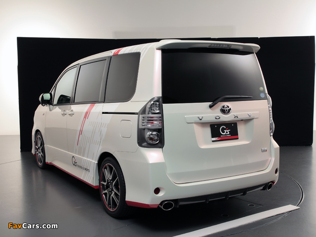 Toyota Voxy G Sports Concept 2010 wallpapers (640 x 480)