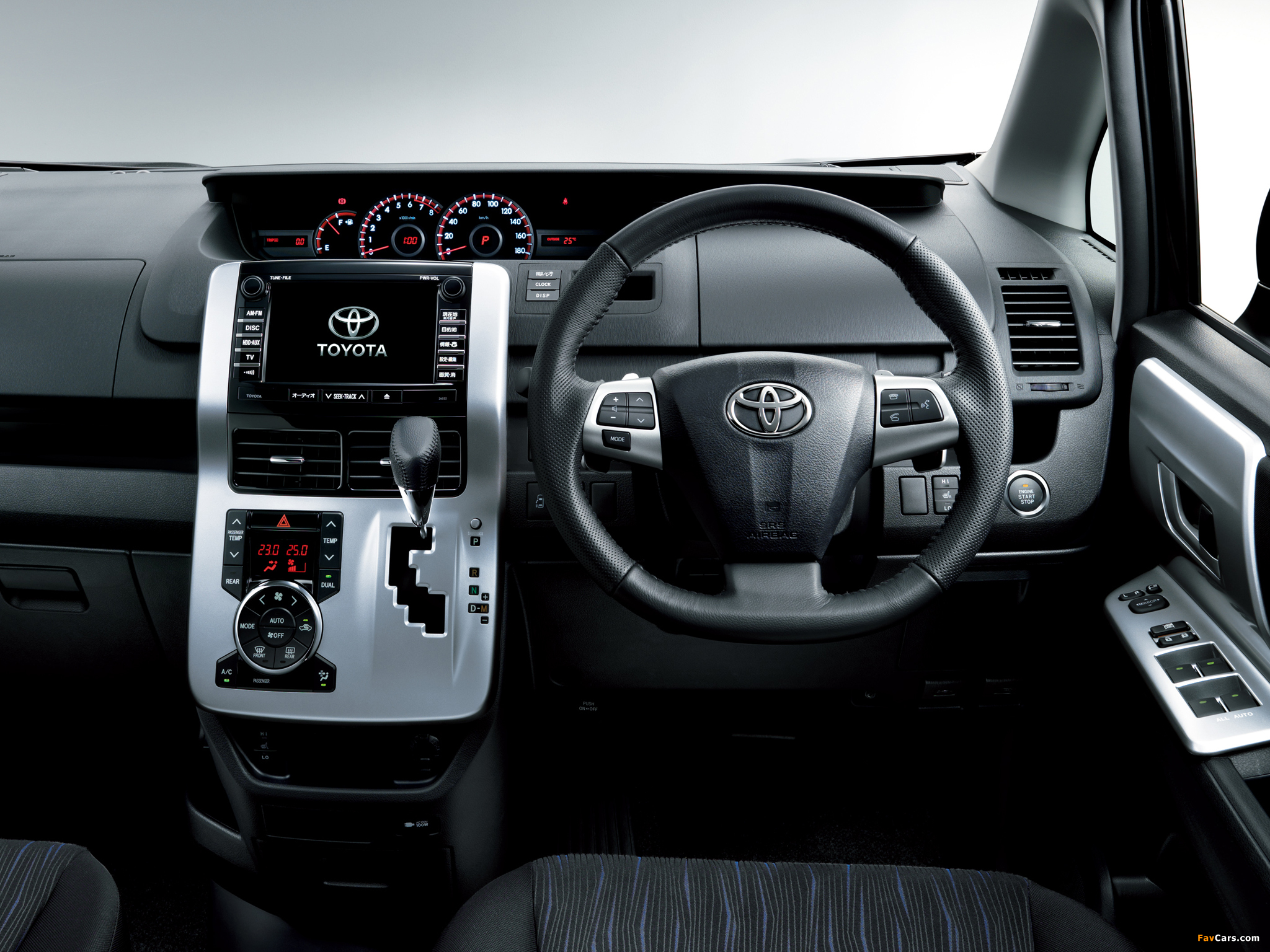 Toyota Voxy ZS 2010 wallpapers (2048 x 1536)