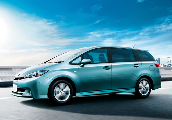Images of Toyota Wish 2009