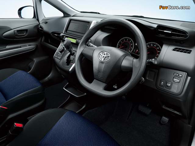 Images of Toyota Wish 1.8 X 2012 (640 x 480)