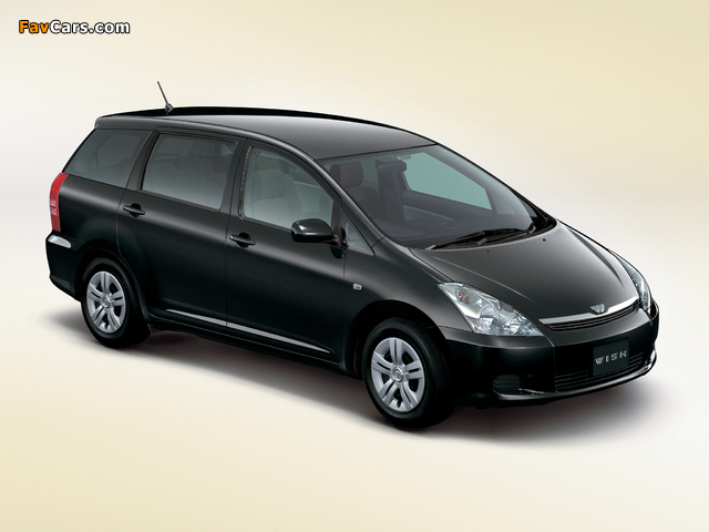 Toyota Wish (ZNE10G) 2003–05 pictures (640 x 480)
