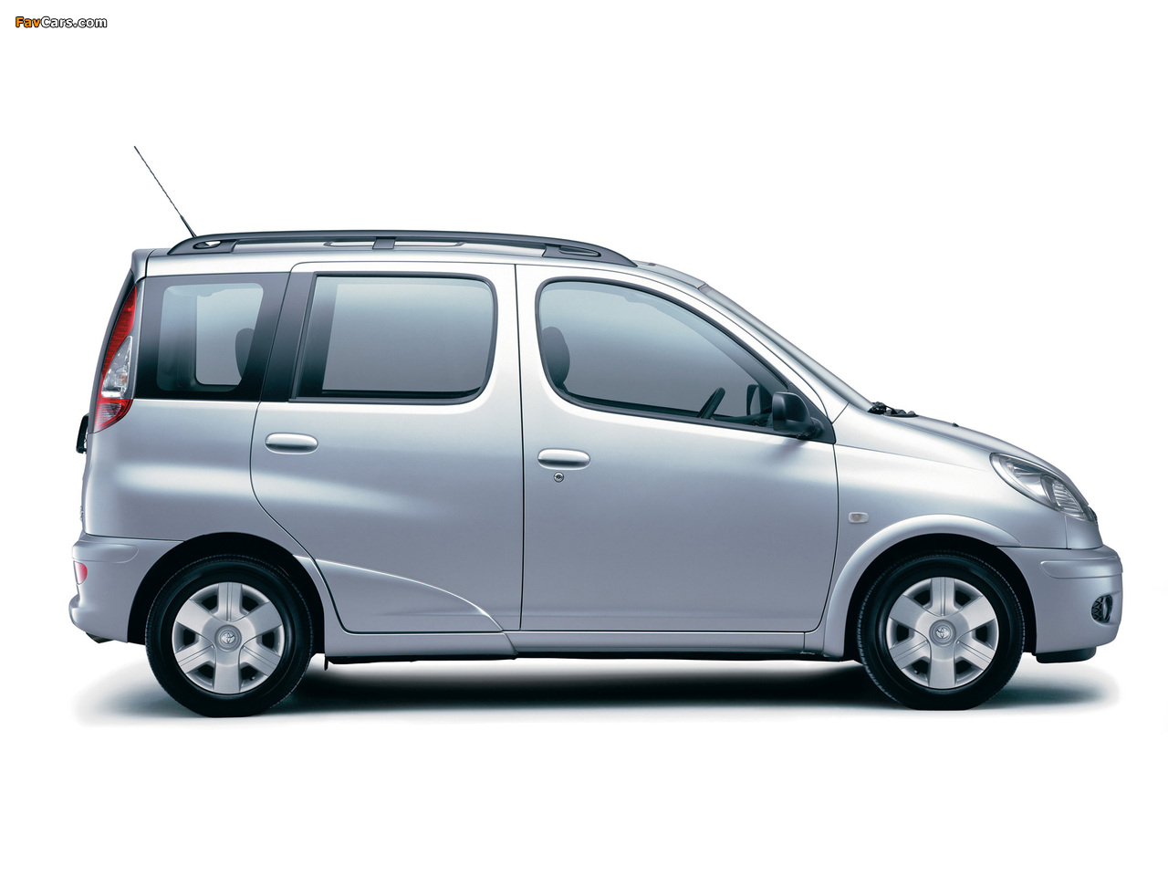 Images of Toyota Yaris Verso 2003–06 (1280 x 960)