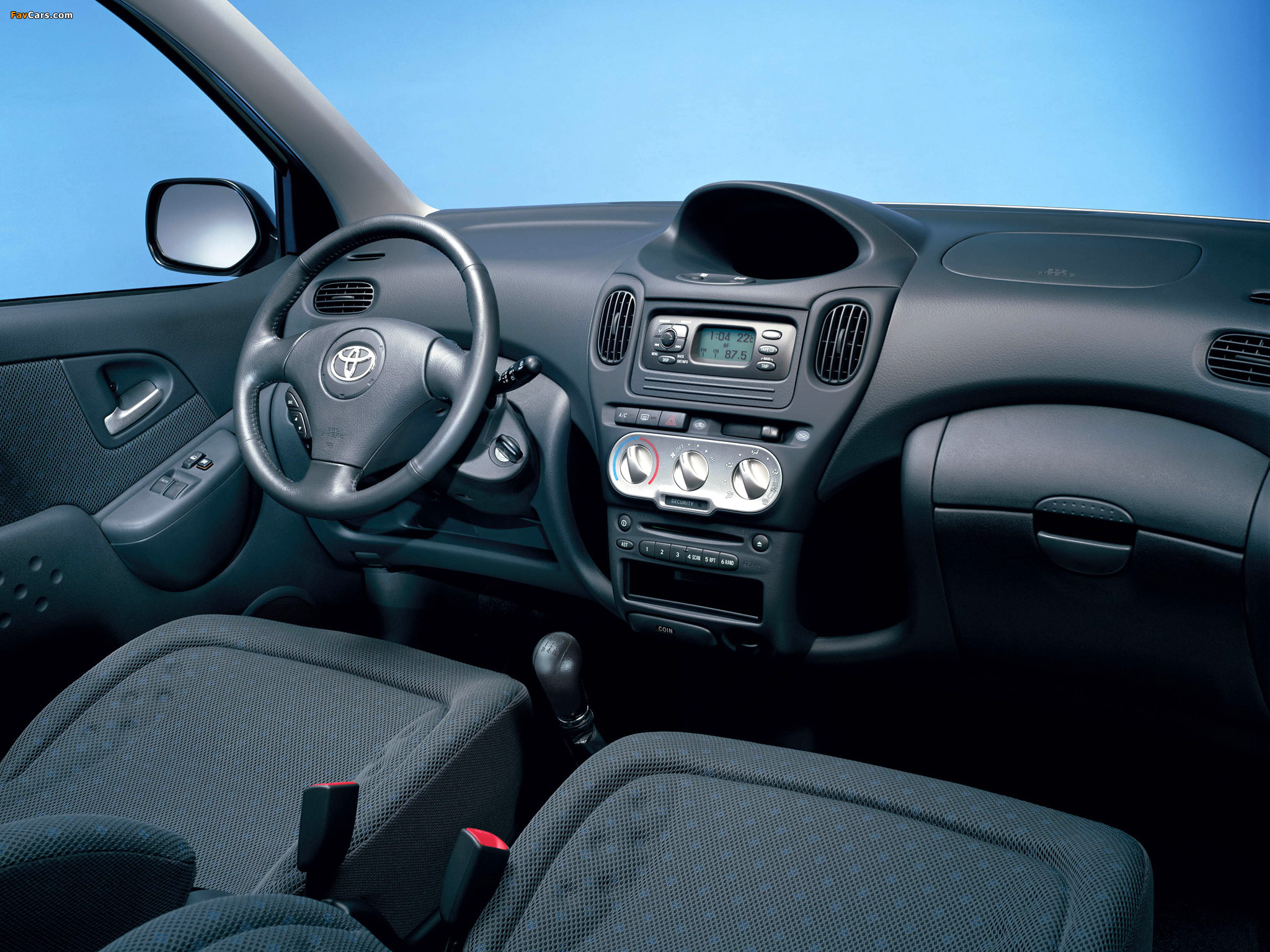 Images of Toyota Yaris Verso 2003–06 (2048 x 1536)