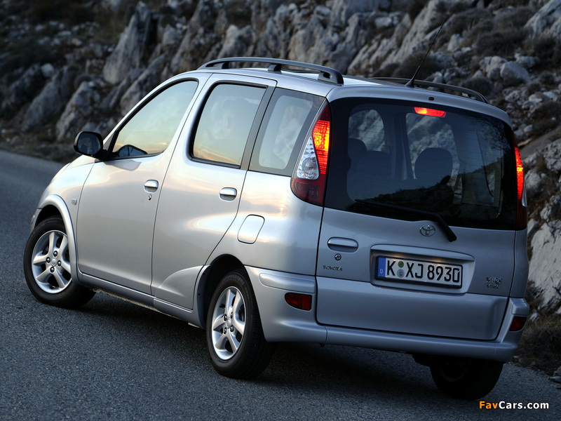 Images of Toyota Yaris Verso 2003–06 (800 x 600)