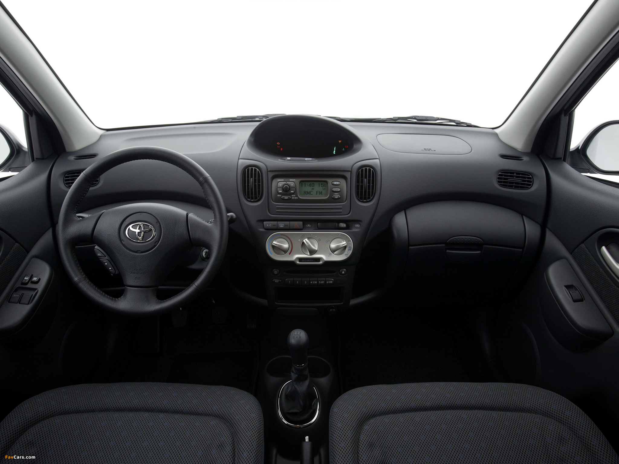 Pictures of Toyota Yaris Verso 2003–06 (2048 x 1536)