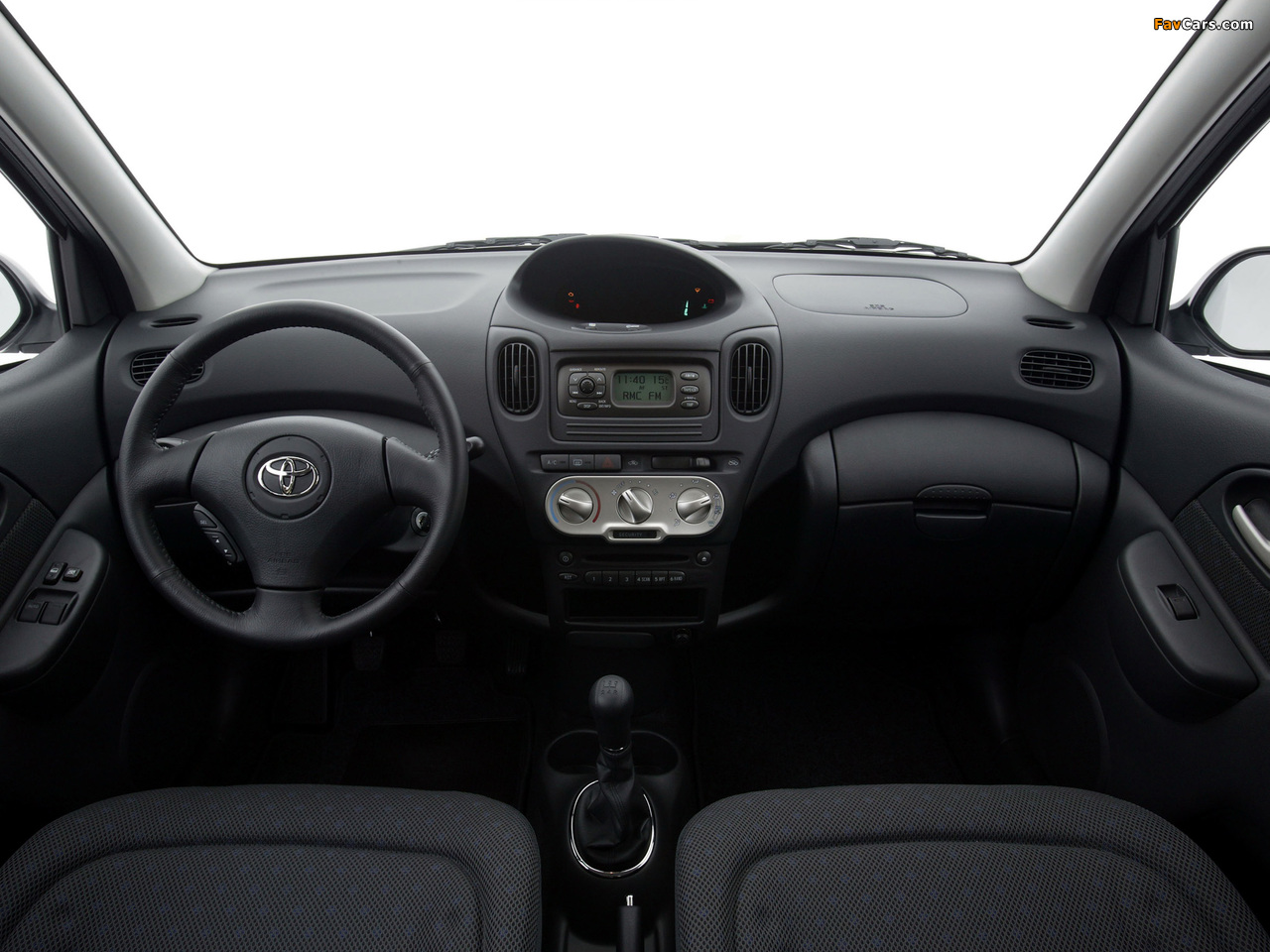 Pictures of Toyota Yaris Verso 2003–06 (1280 x 960)