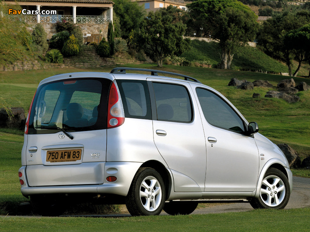 Toyota Yaris Verso 1999–2003 pictures (640 x 480)