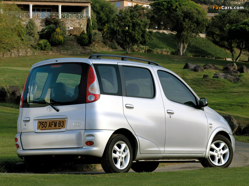 Toyota Yaris Verso 1999–2003 pictures (800 x 600)