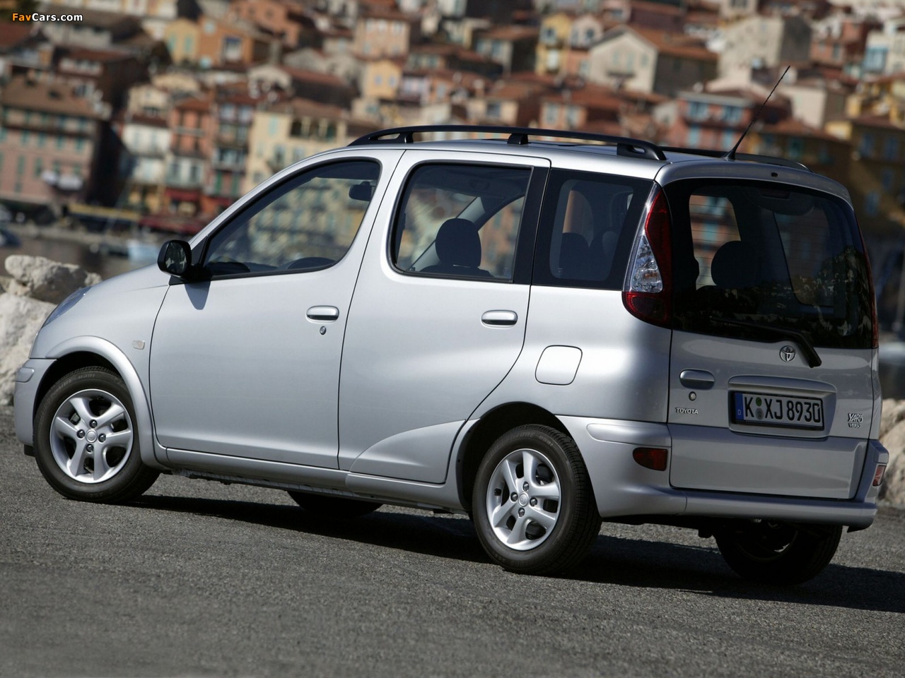 Toyota Yaris Verso 2003–06 photos (1280 x 960)