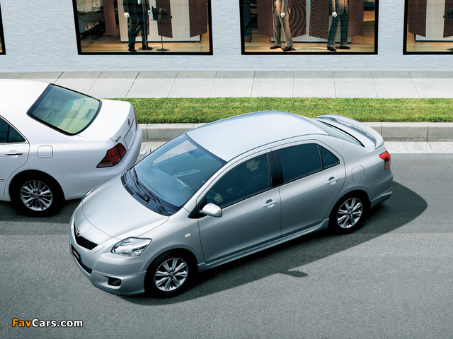 Images of Toyota Yaris YRX Sedan 2006 (640 x 480)