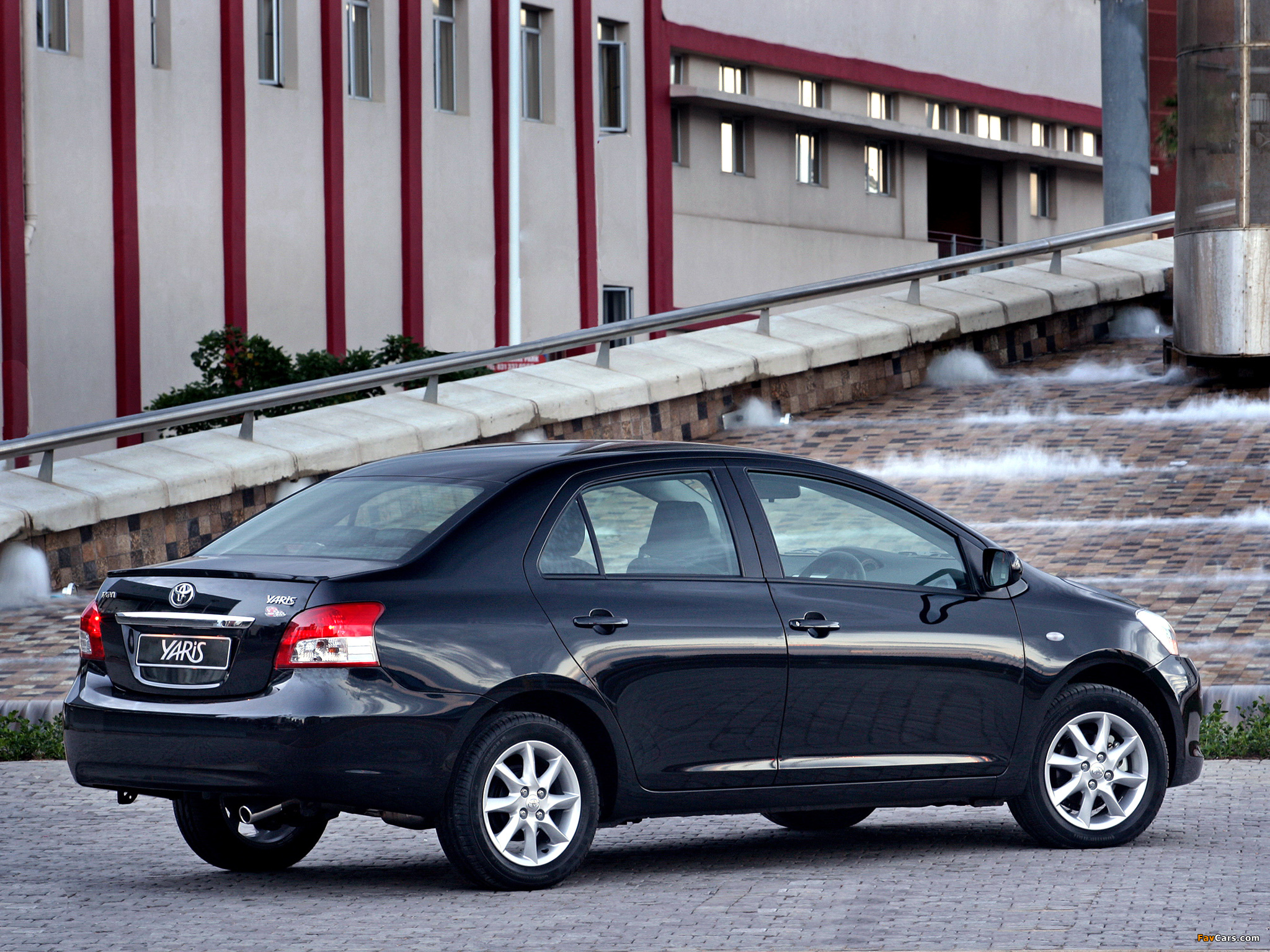 Images of Toyota Yaris RF Sedan ZA-spec 2006 (2048 x 1536)