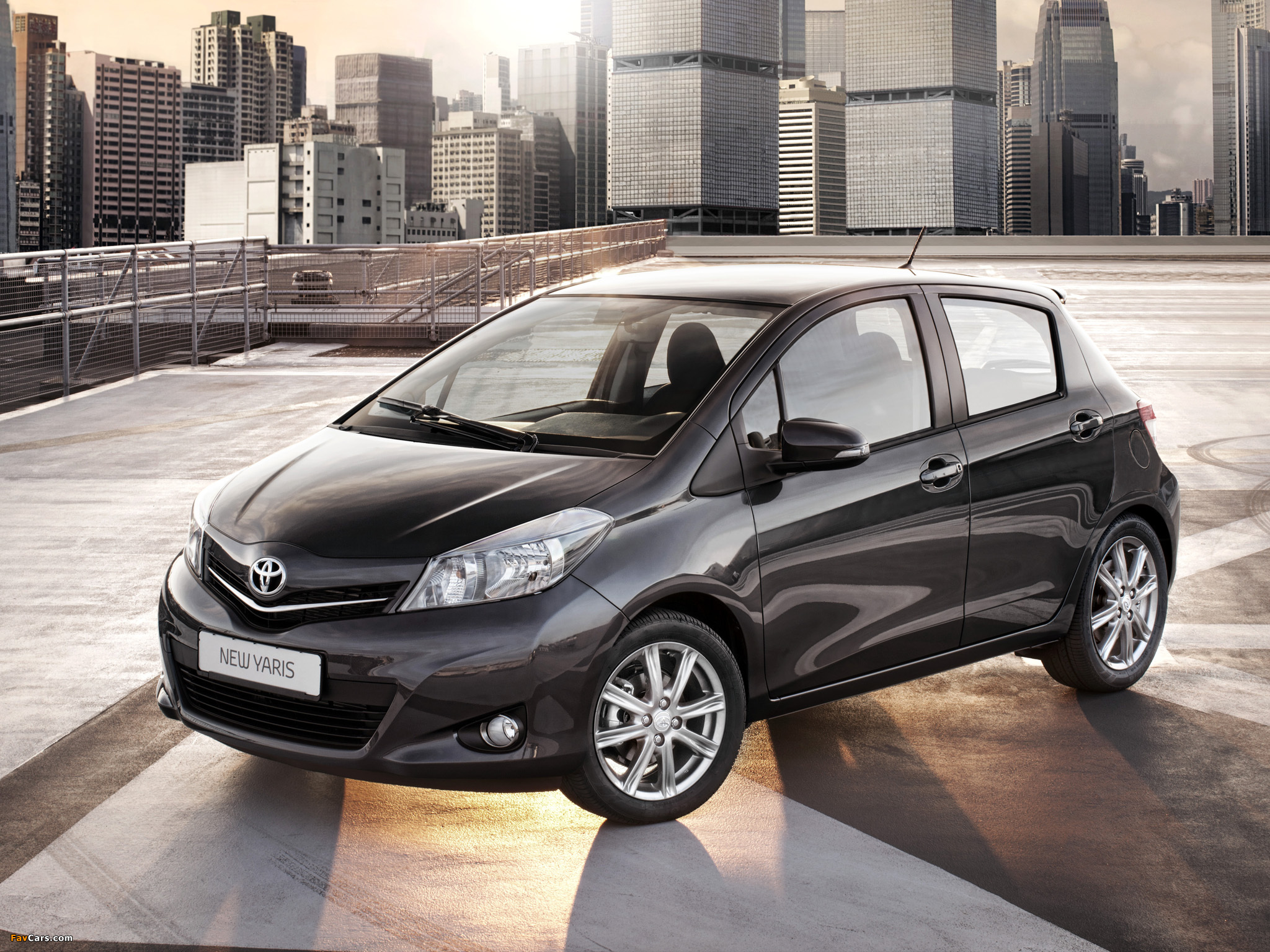 Images of Toyota Yaris 5-door 2011 (2048 x 1536)